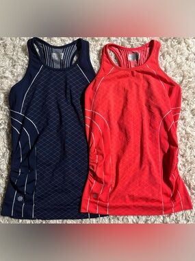 2 Athleta Tank Tops Size Medium Blue & Coral Racerback Yoga Pilates Athleticwear
